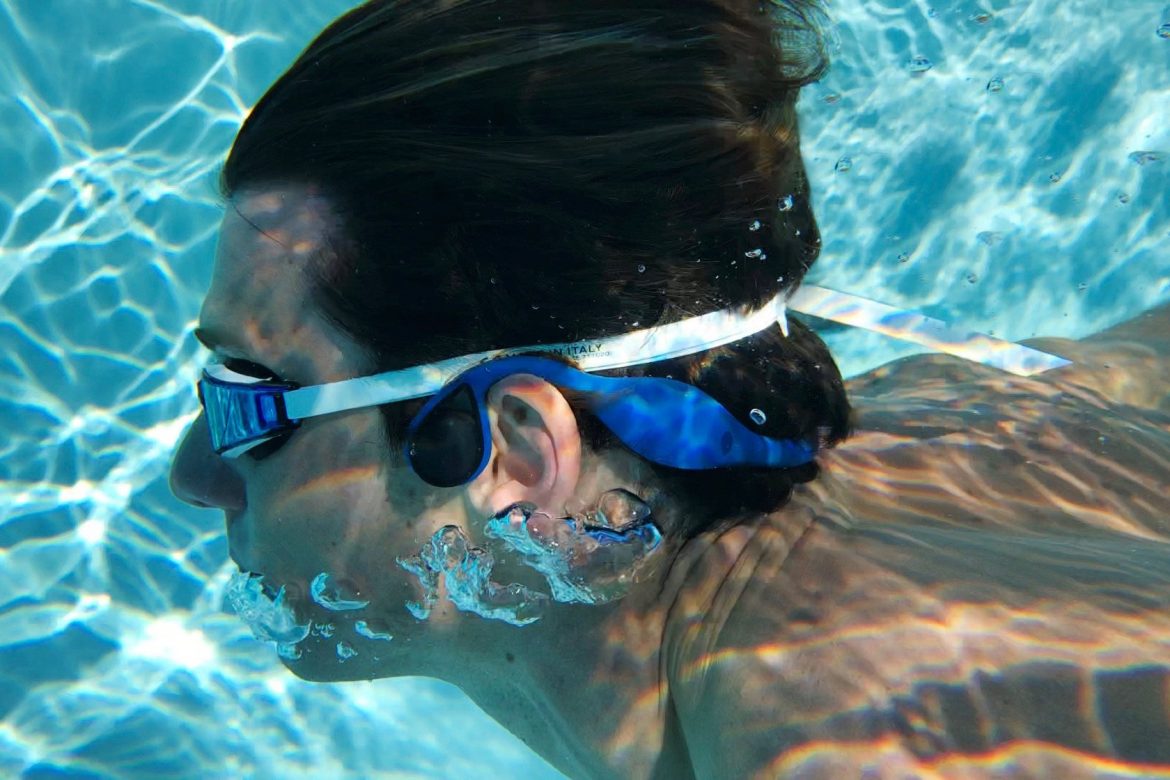 Can I wear shokz bone percussion under water As a tech enthusiast, I'm always on the lookout for new and innovative headphones that can enhance my listening experience. Lately, I've been particularly interested in bone conduction headphones, specifically the Aftershokz brand. These headphones have caught my attention due to their unique method of transmitting sound through vibrations on the listener's cheekbones, bypassing the eardrums entirely. This design allows for an open-ear listening experience, enabling me to still be aware of my surroundings while enjoying my favorite tunes. One question I've come across is whether I can wear my Shokz bone conduction headphones underwater. This query piqued my interest, as using headphones during swimming or other water activities would be a game changer for both entertainment and fitness purposes. I've taken the time to research and understand if these headphones can indeed be used underwater and how they might function in such an environment. With bone conduction technology as the underlying principle, it's essential to know how these headphones would interact with water, which could potentially have an impact on the overall listening experience. In my research, I discovered that Aftershokz offers a specific model called Xtrainerz that is designed for use while swimming. These headphones utilize bone conduction technology and include 4GB of built-in storage to hold approximately 1,200 songs, as Bluetooth has limitations underwater. By selecting the appropriate model, I can enjoy my favorite music or podcasts even while submerged in water, making my workouts or leisurely swims much more enjoyable.